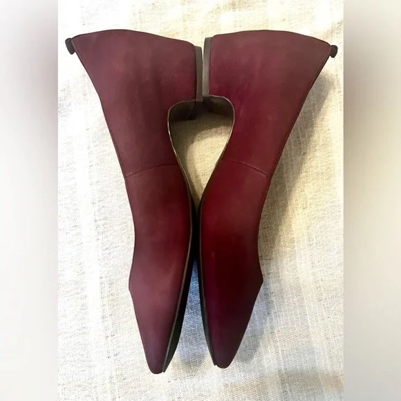 Gentle Souls Deep Red Women's Flats - Picture 5 of 10